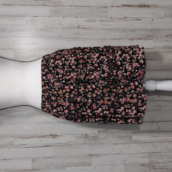 Shein Curvy Black Floral Skirt - Picture 1 of 9